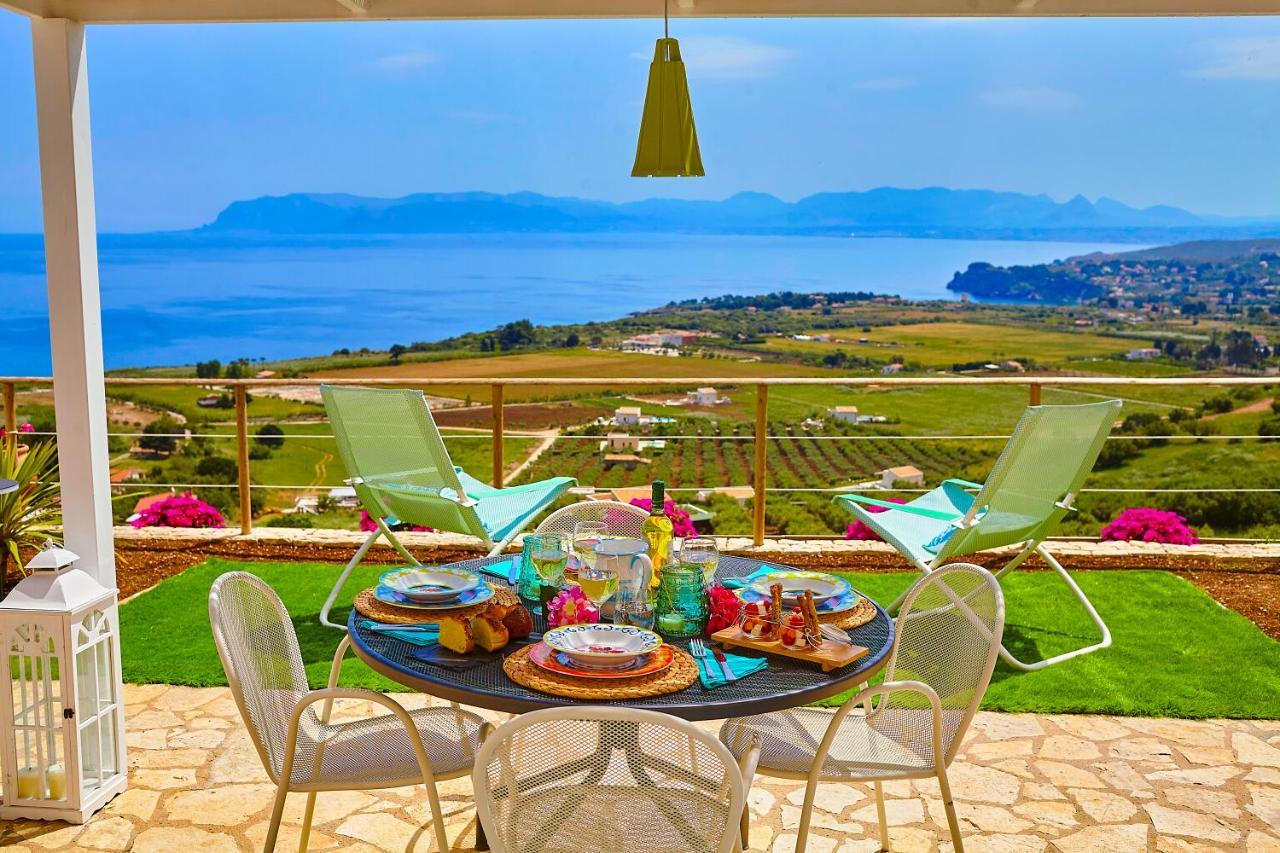 Villa Brezza Marina - Scopello-Villas สโกเปลโล ภายนอก รูปภาพ