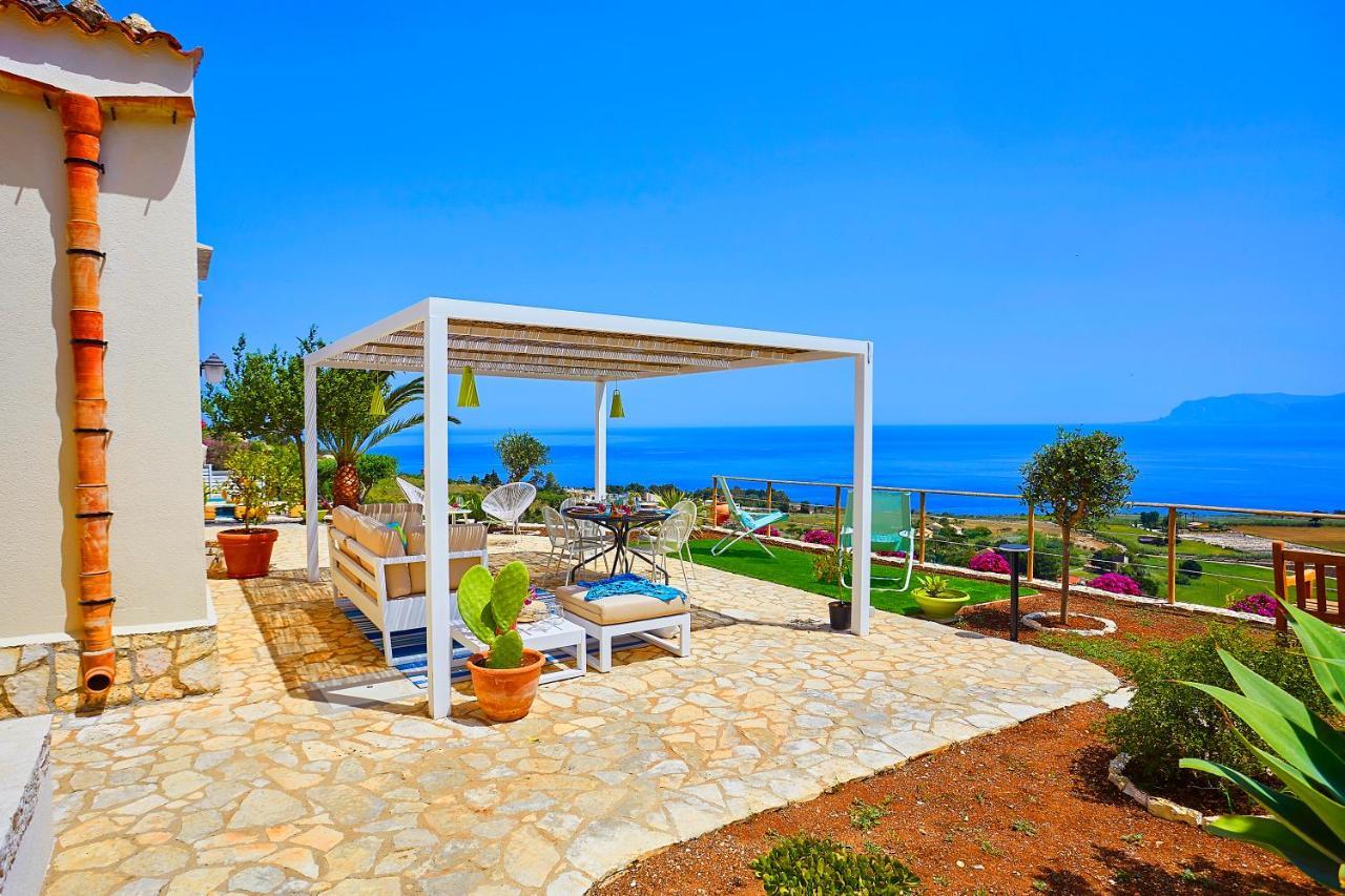 Villa Brezza Marina - Scopello-Villas สโกเปลโล ภายนอก รูปภาพ